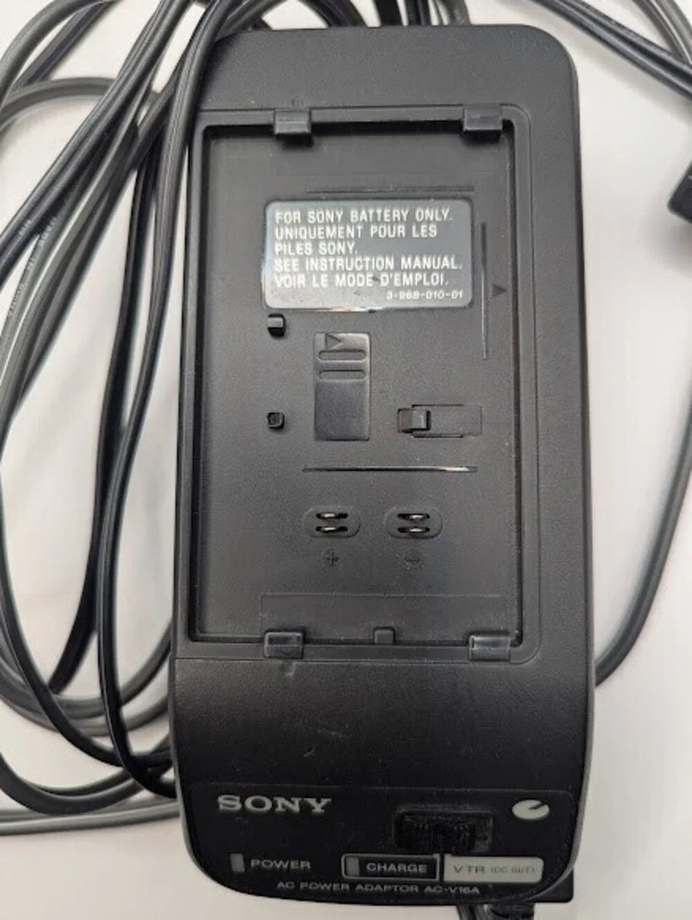 Sony Handycam CCD-TRV29 Video 8 Camcorder Player Recorder TESTED Works w/ AC